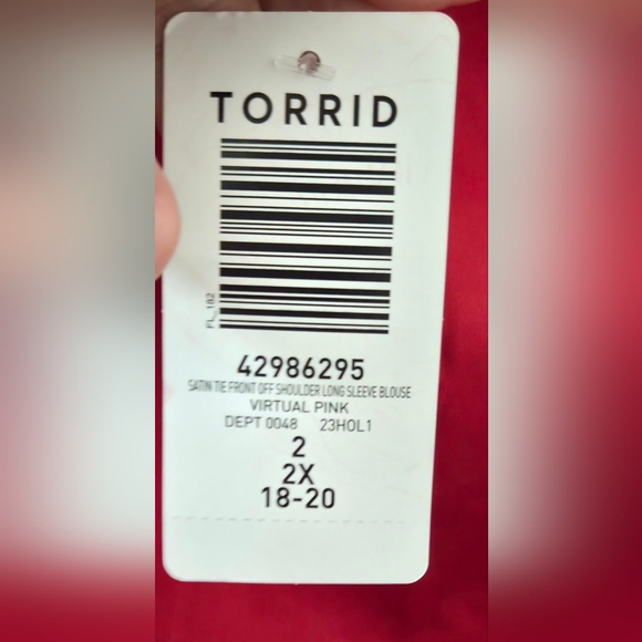 NWT Satin Front Tie Off-Shoulder Long Sleeve Blouse Hot Pink From Torrid Size 2 - Picture 4 of 9